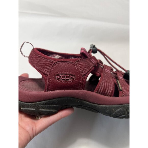Womens Keen Newport H2 Sandals Size 7 Burgundy - Picture 8 of 10